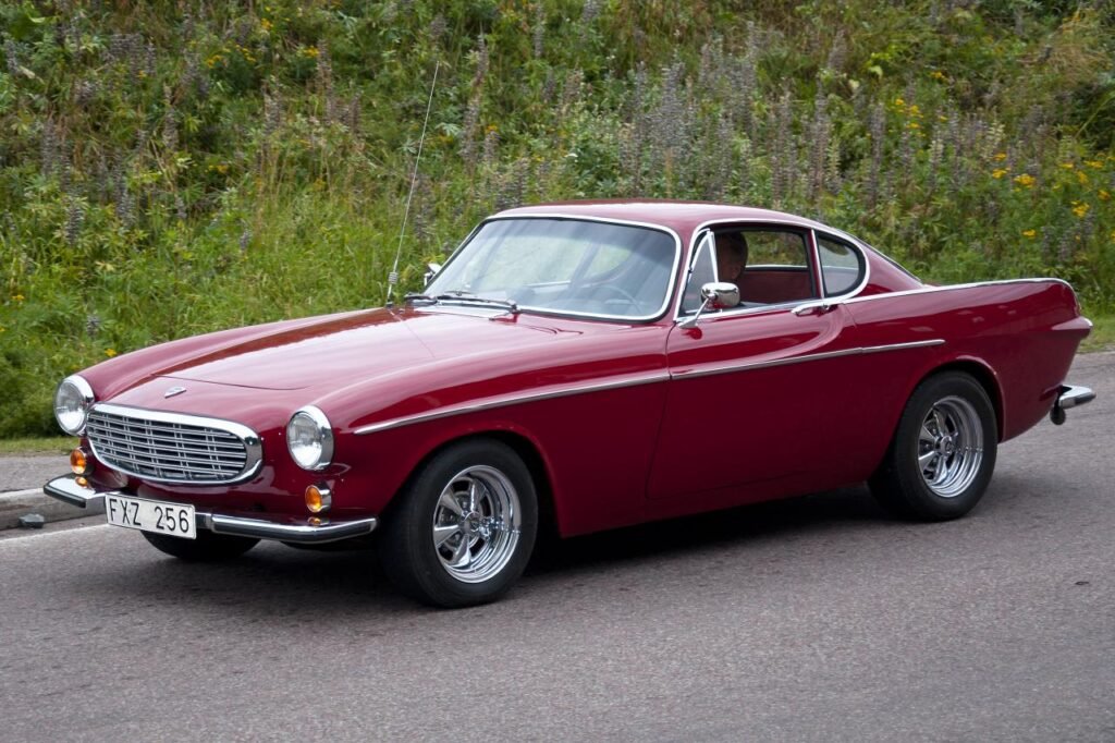 Volvo P1800 Cyan: Top 5 things to know
